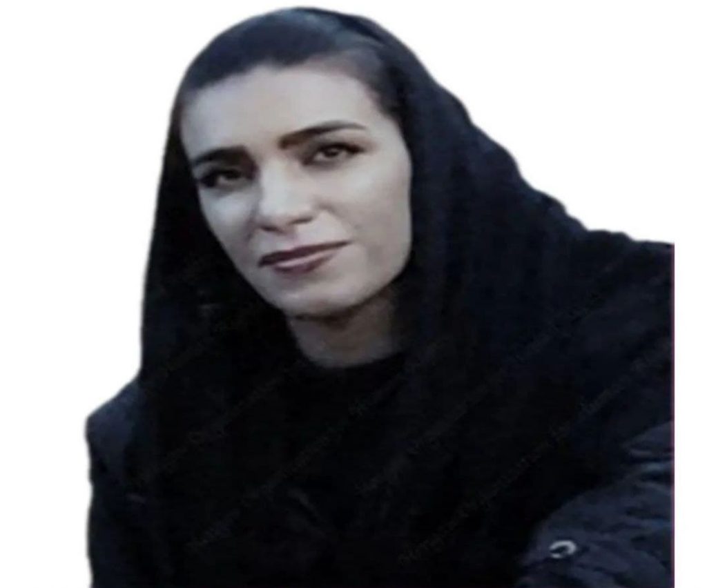 آزادی موقت زمانه زیویه از زندان سقز