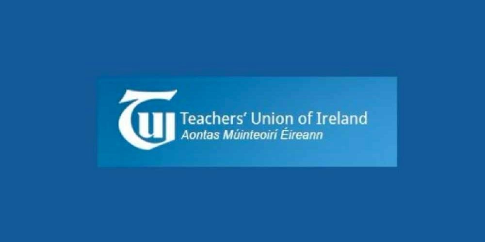 حمایت اتحادیه معلمان ایرلند از اعتراضات معلمان در ایران