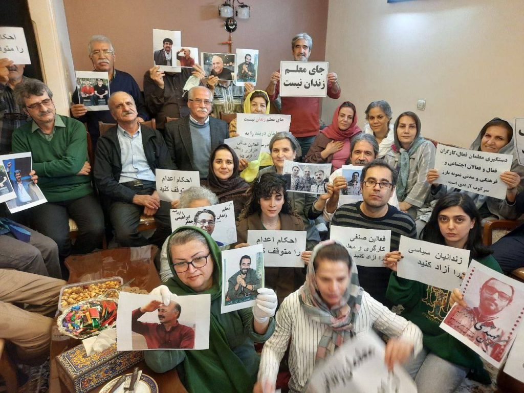 معلمان شریف در زندان، آخوندهای مرتجع در کلاس درس