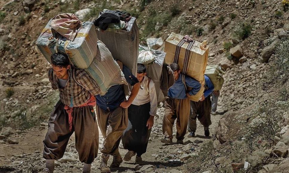 انقیاد حیات اقتصادی‌ـ‌اجتماعی در کوردستان: کولبری و بازارچه‌های مرزی