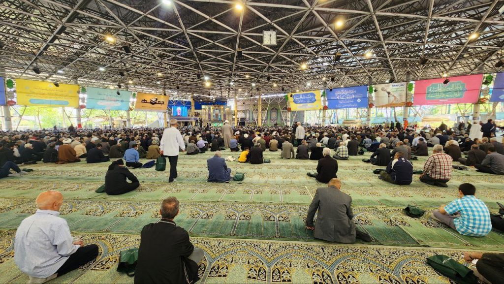 نماز بی‌رونق جمعه تهران؛ فاسد تشویق هم می‌شود